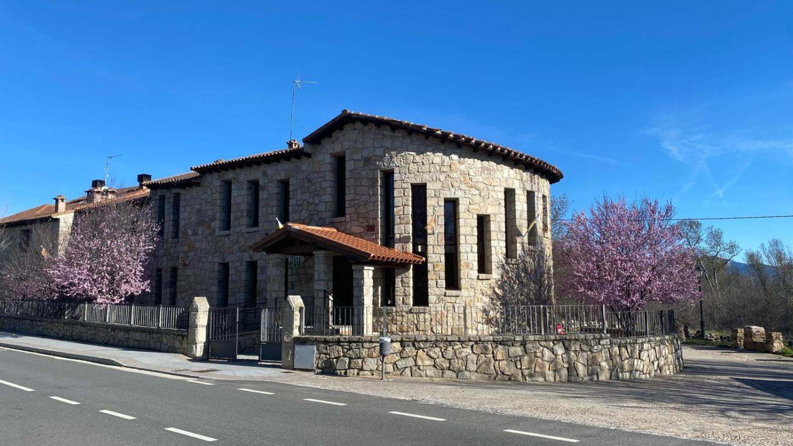 Alojamientos La Dehesa El Berrueco Exterior photo